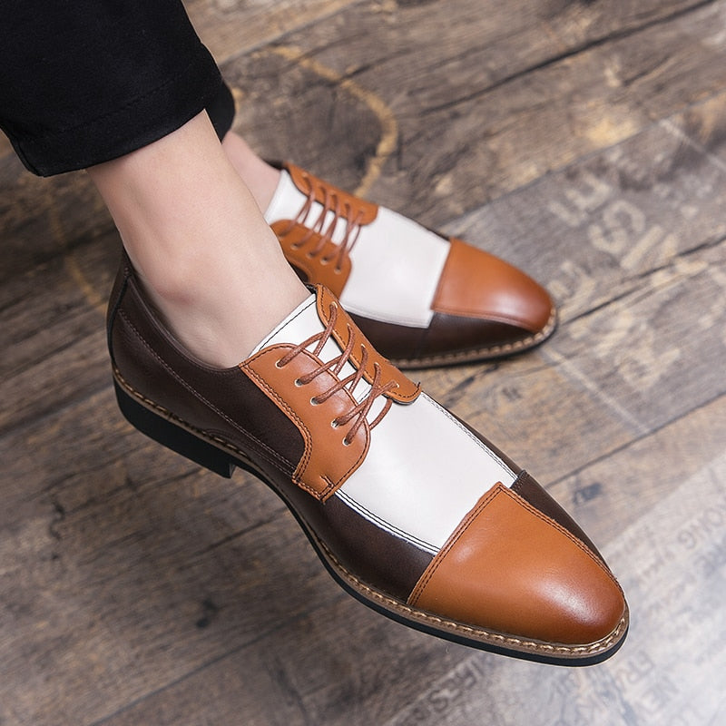 Men Oxfords Leather shoes.